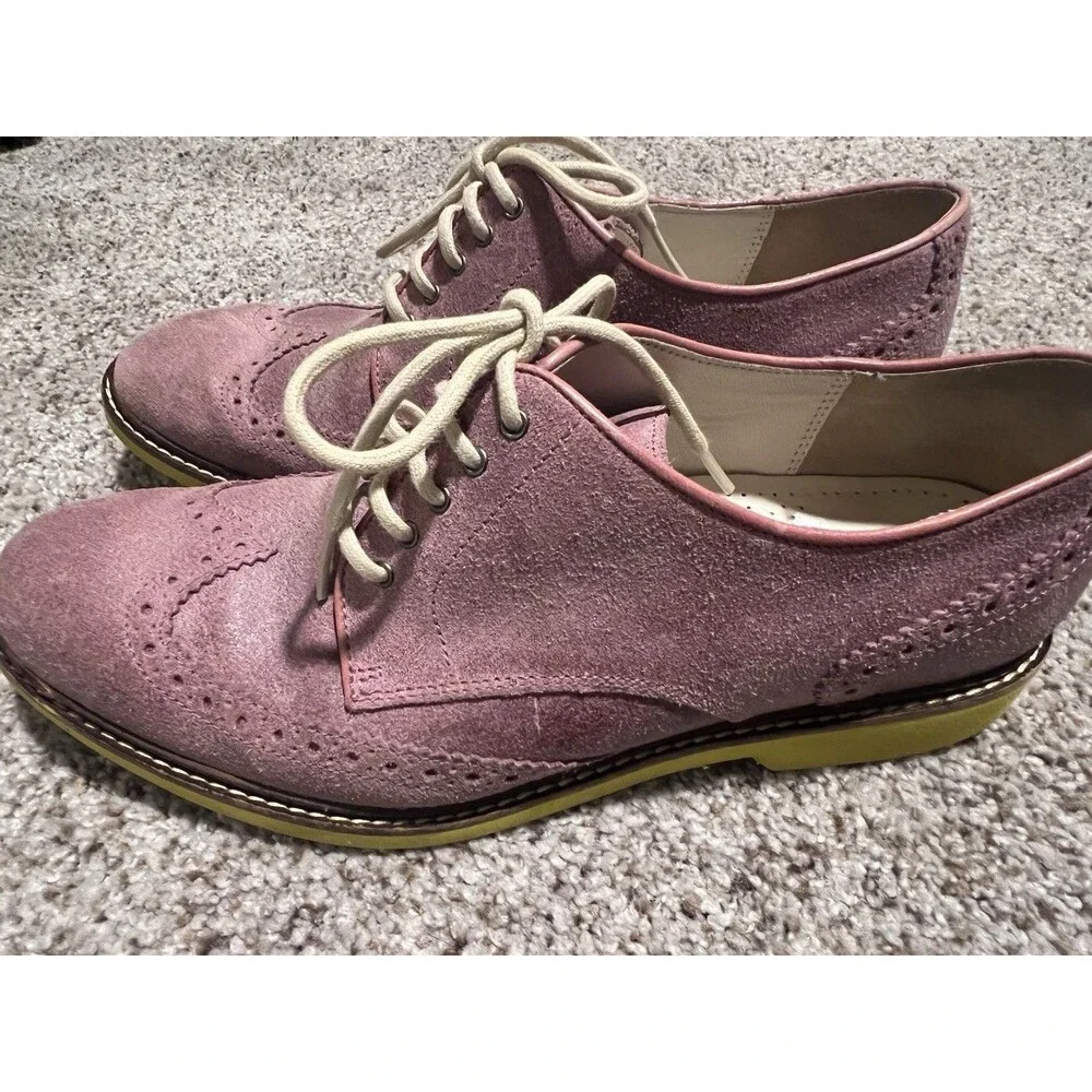 Cole Haan product pair